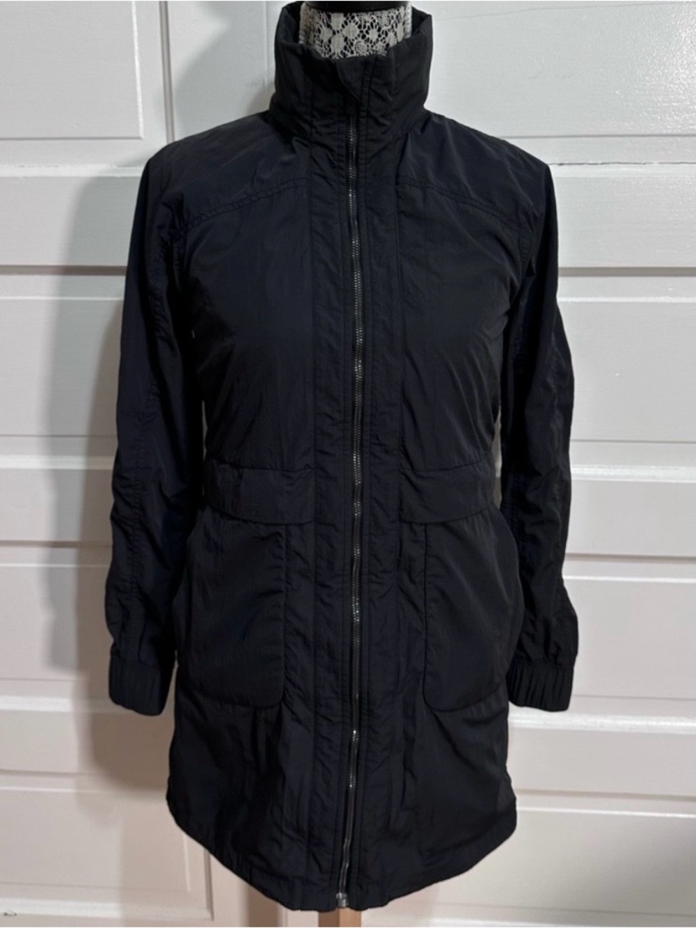Lululemon Keep On Trek 3-in-1 Jacket Size 4 Removable Insulated Vest Black $198